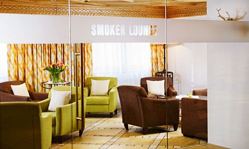 Smoker Lounge